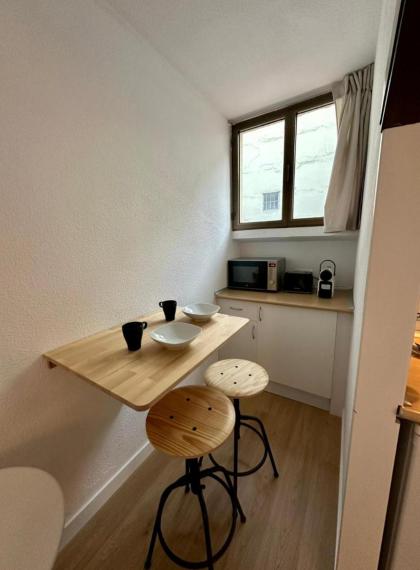 Centrico Loft en Calle Carretas-Sol 2pax - image 15