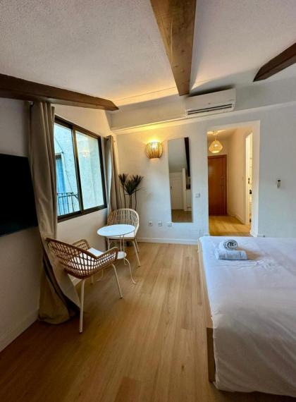 Centrico Loft en Calle Carretas-Sol 2pax - image 3