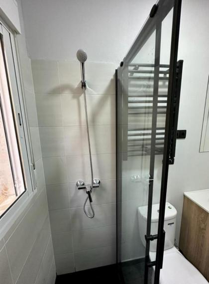 New and Amazing Apt para 7 pax en la Latina - image 24