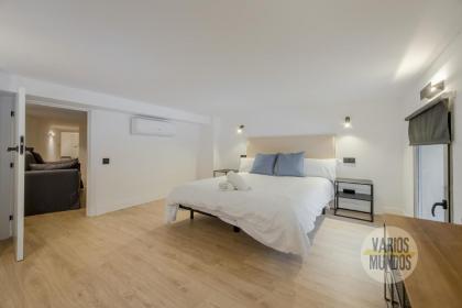Centrico and New Bajo Apt para 10pax en Gran Via - image 21