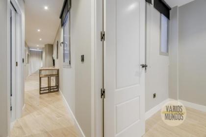 Centrico and New Bajo Apt para 10pax en Gran Via - image 27