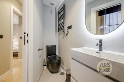 Centrico and New Bajo Apt para 10pax en Gran Via - image 28