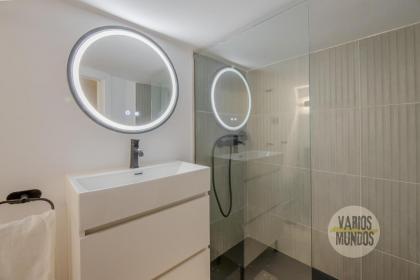Centrico and New Bajo Apt para 10pax en Gran Via - image 6
