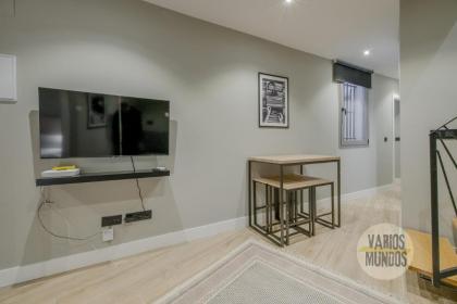 Centrico and New Bajo Apt para 10pax en Gran Via - image 9