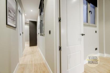 Urban and Central Apt 5pax en Calle Silva-Gran Via - image 11