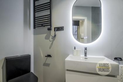 Urban and Central Apt 5pax en Calle Silva-Gran Via - image 19